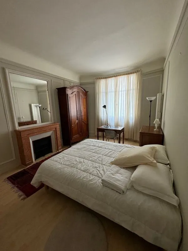 Location Paris Appartement 69a8aaa35190