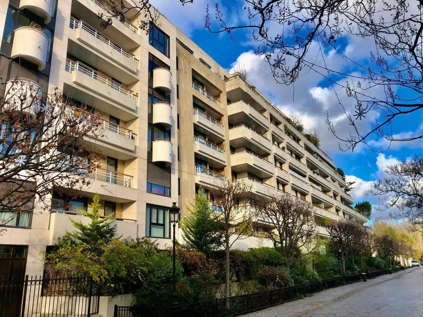 Location Levallois-Perret Appartement 69a942fa696f