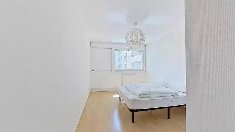 Location Ivry-sur-Seine Appartement 69ab4100733a