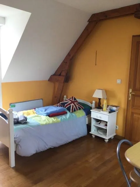 Location Trélazé Chambre 69ad7ad152b5