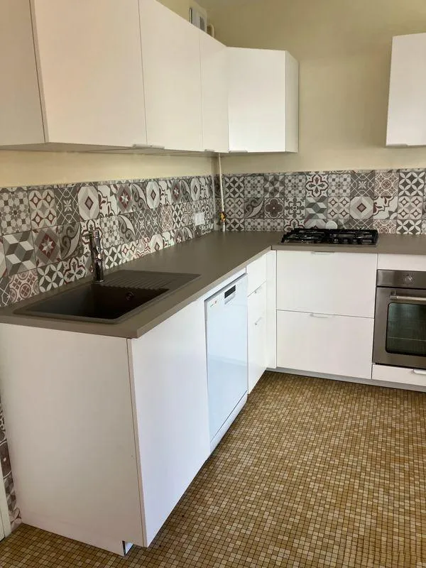 Location Lyon Appartement 69b022098d63