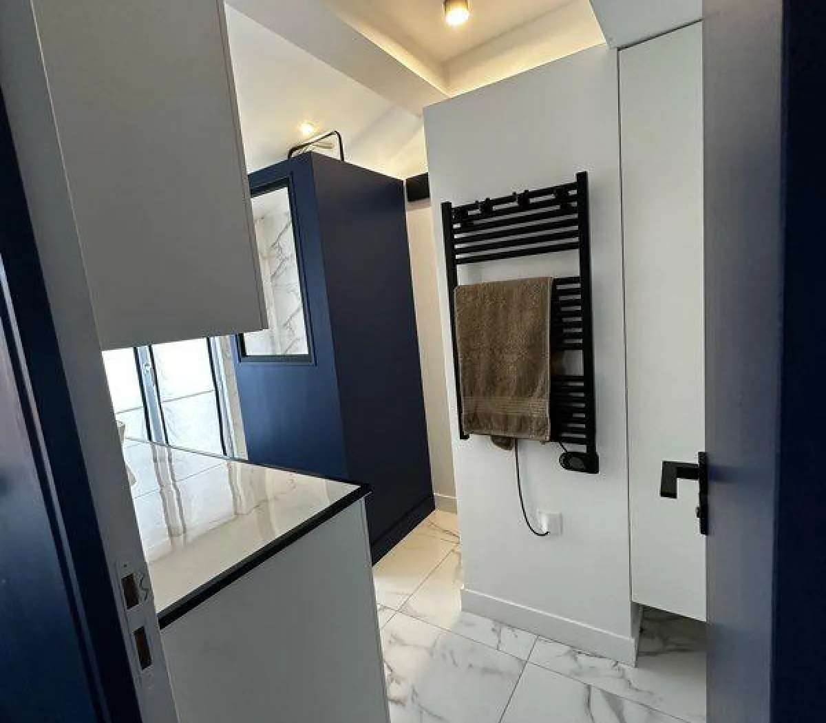 Location Suresnes Appartement 69b0245466f0