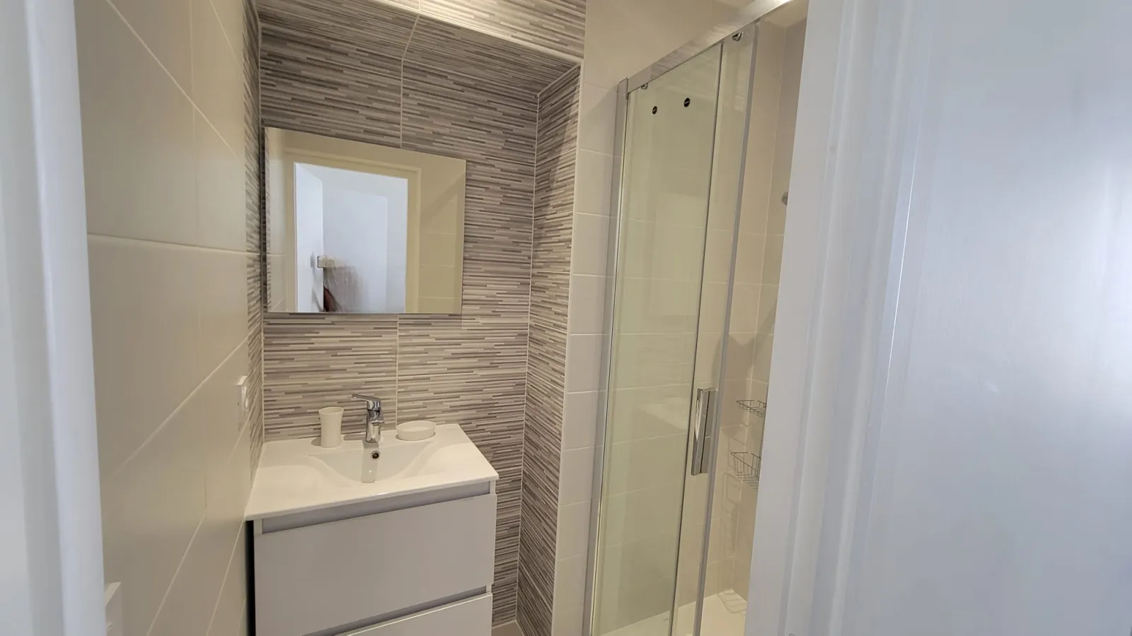 Location Oullins-Pierre-Bénite Chambre 69b18ca09d26