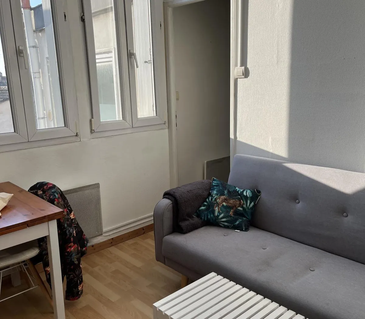 Location Bordeaux Appartement 69b2974bd1ee