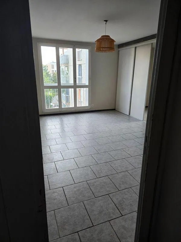 Location Aix-en-Provence Appartement 69b3e8d68e17
