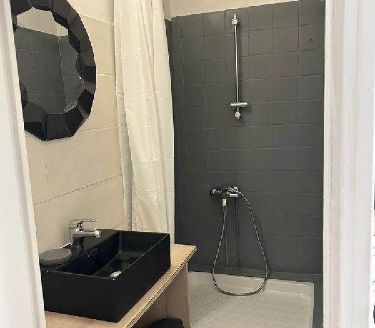 Location Bordeaux Appartement 69b7c83e12e7