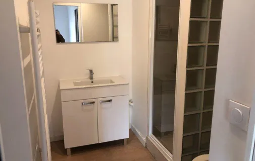 Location Lyon Appartement 69b814207435