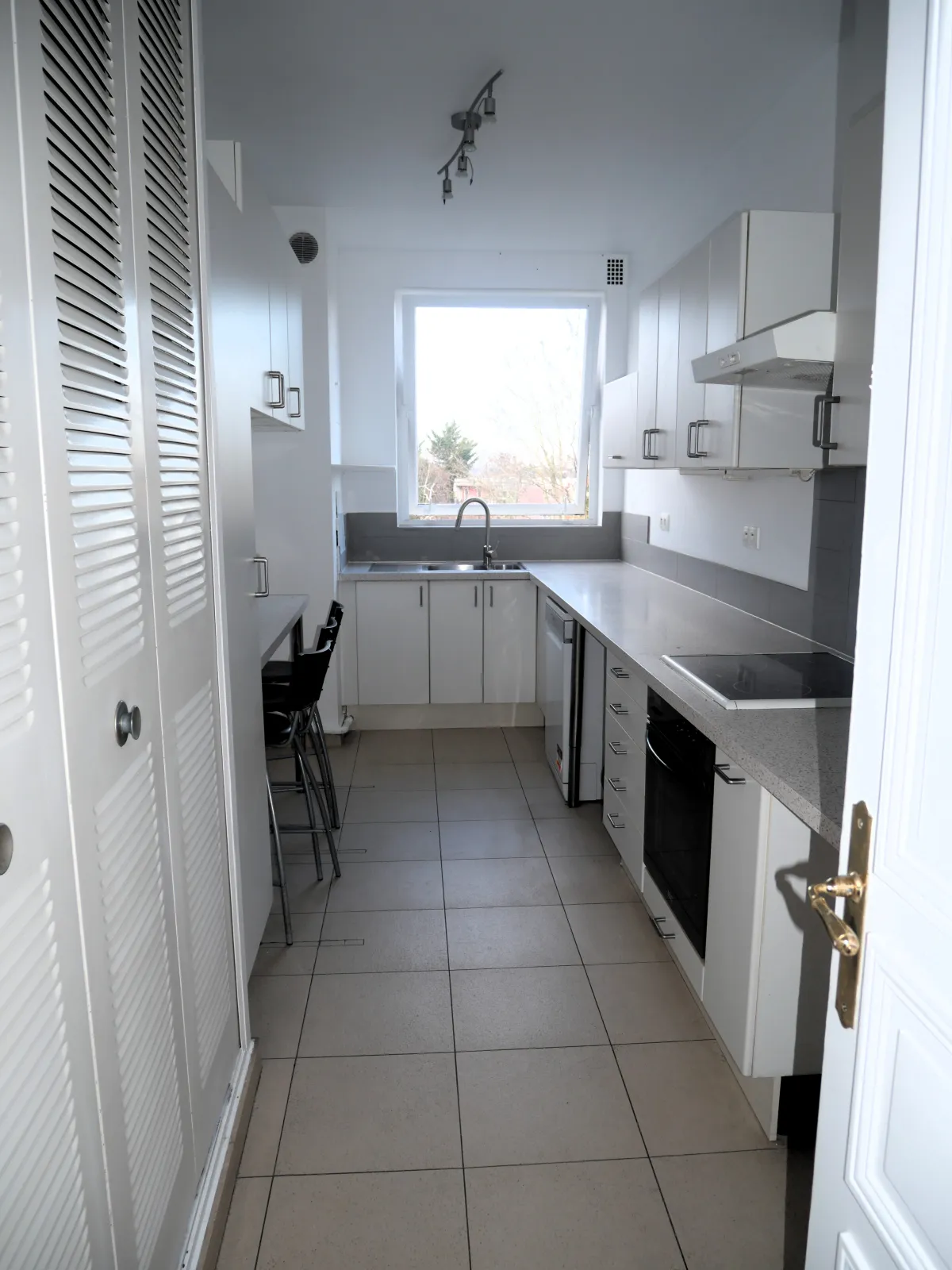 Location Sèvres Appartement 69b86aaa390e