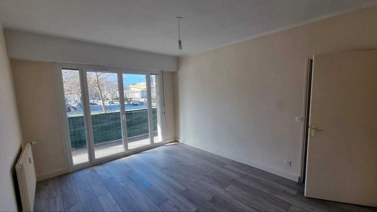 Location Grenoble Appartement 69b965a37480