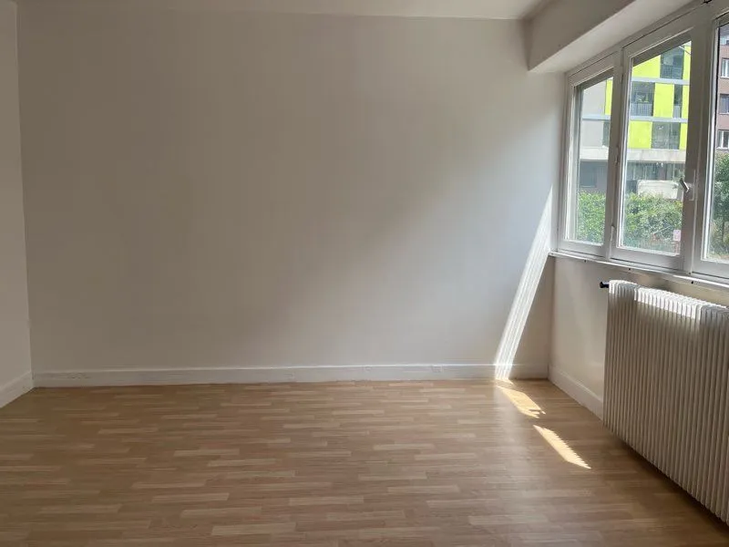 Location Bagnolet Appartement 69b9726aad8a