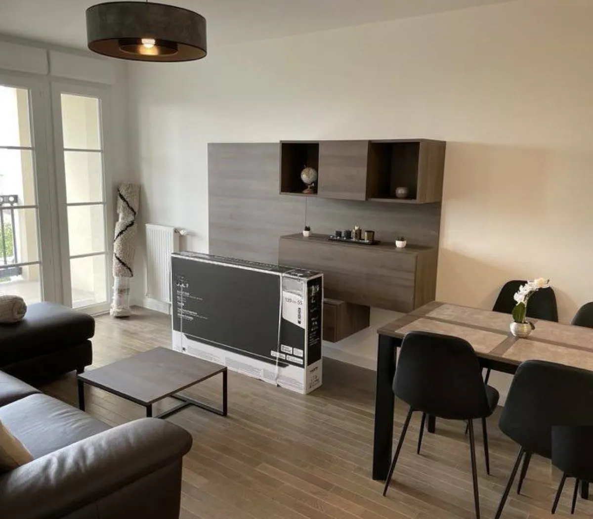 Location Puteaux Appartement 69b9cd3d5677