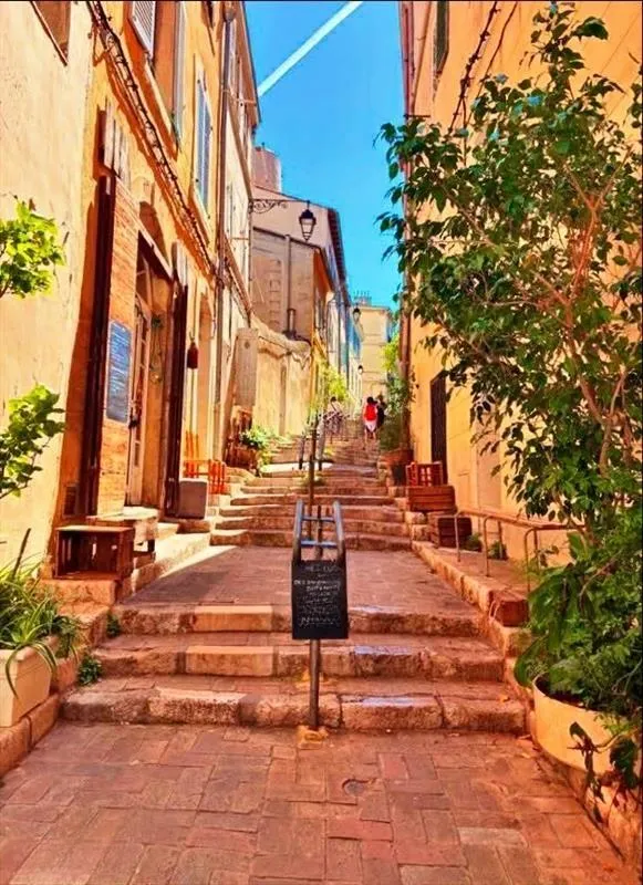 Location Marseille Appartement 69ba9d383af0
