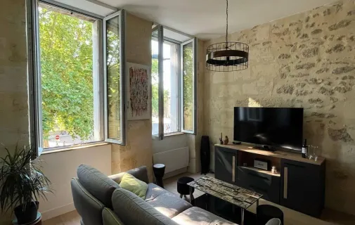 Location Bordeaux Appartement 69bbc8669d37