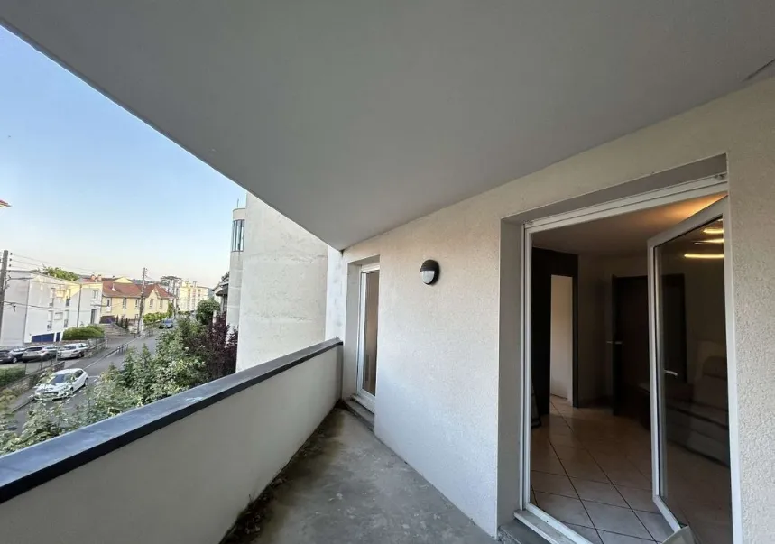 Location Grenoble Appartement 69bd46384da0