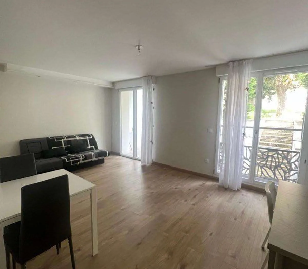 Location Les Lilas Appartement 69be7835216b