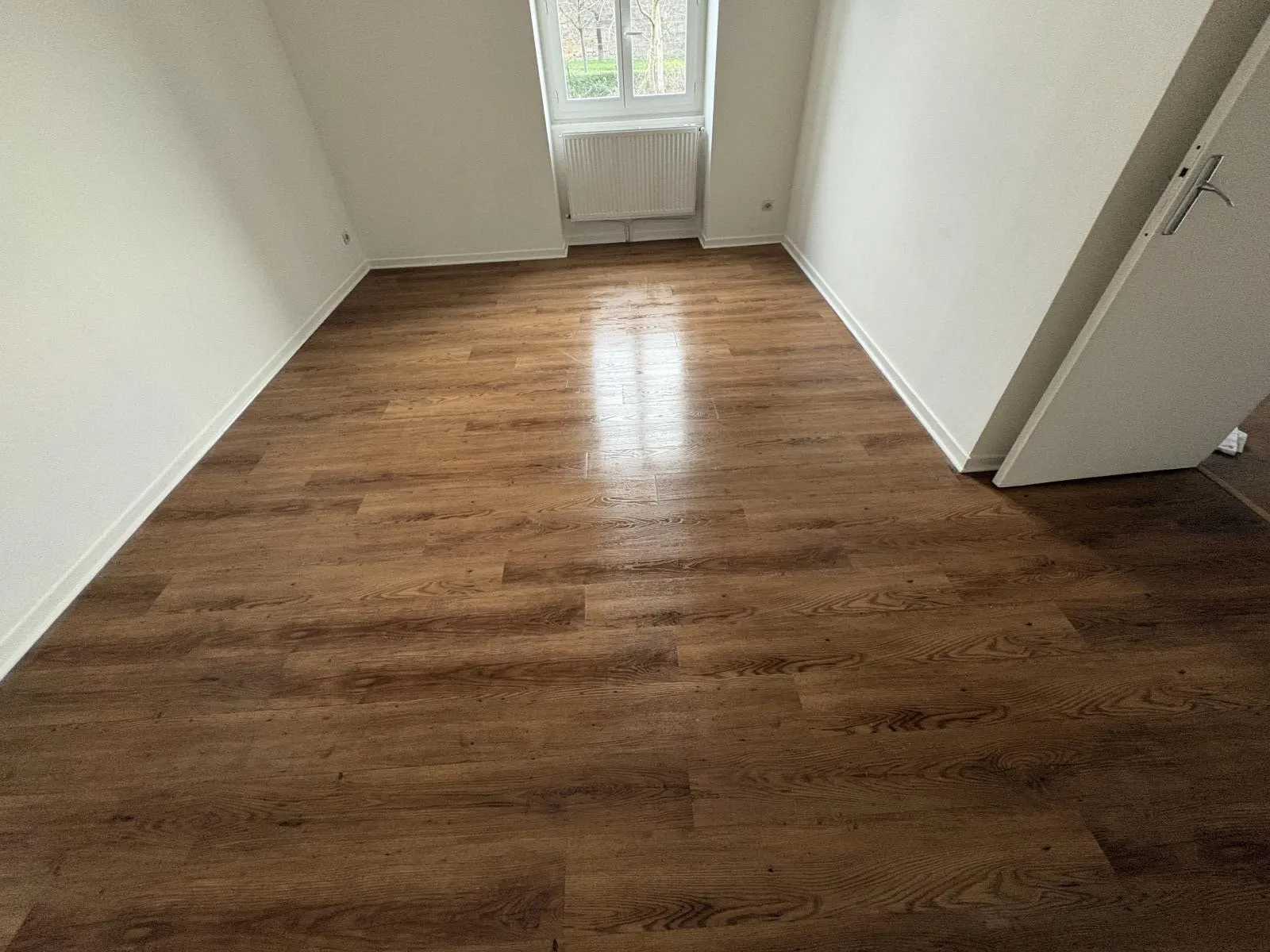 Location Le Chambon-Feugerolles Appartement 69c0df2cdc7e