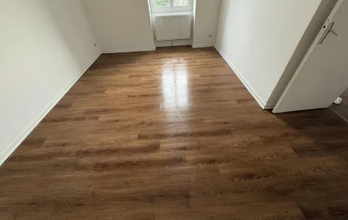 Location Le Chambon-Feugerolles Appartement 69c0df2cdc7e