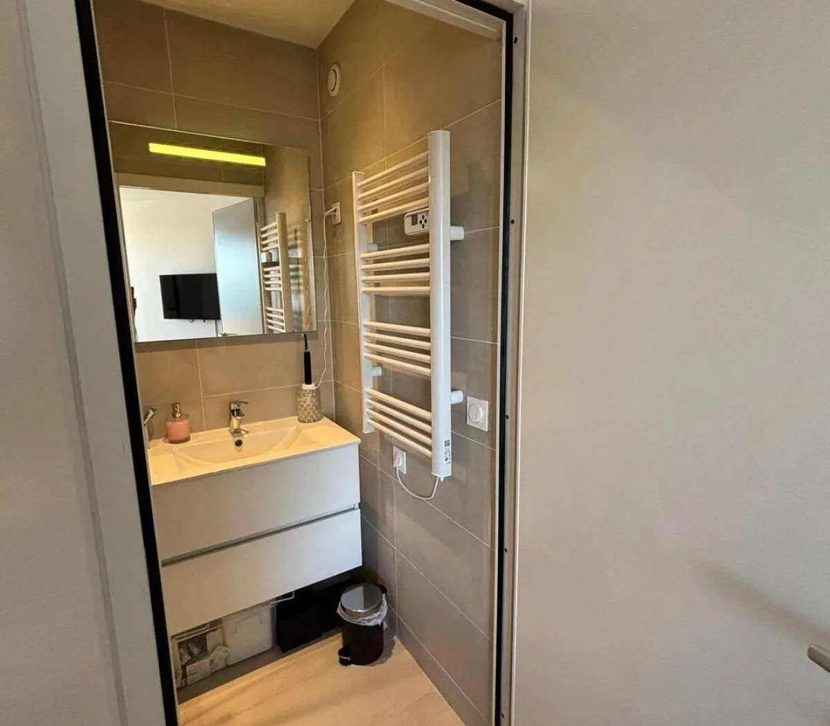 Location Montreuil Appartement 69c13f305e22