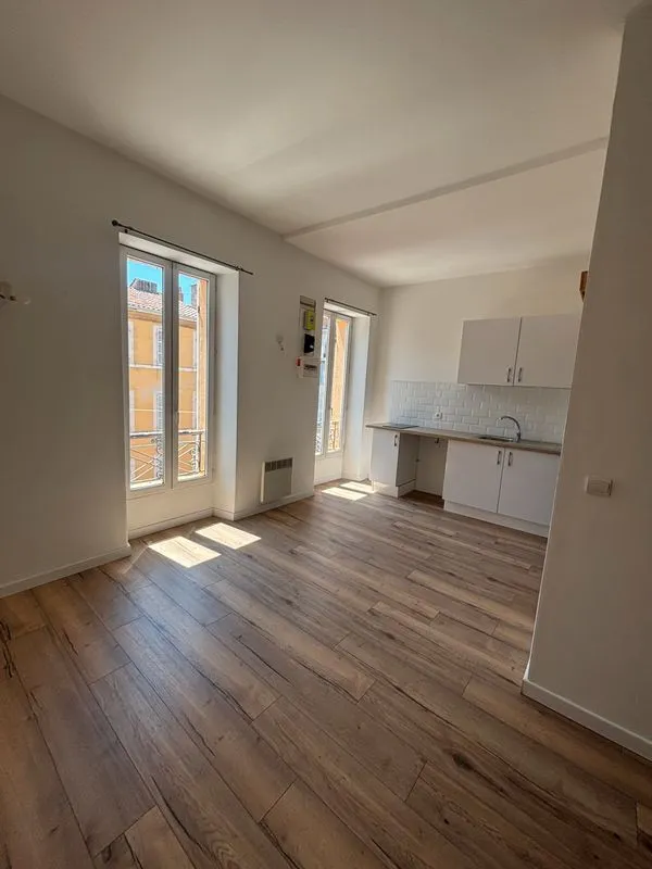 Location Marseille Appartement 69c1d9ba692f