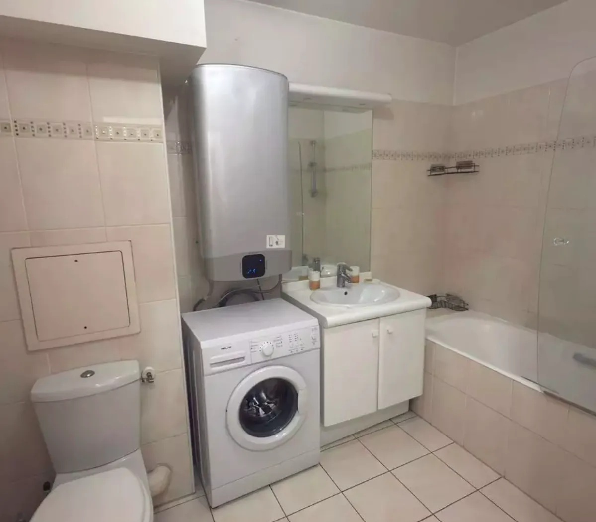 Location Courbevoie Appartement 69c56979b9de