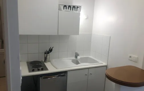 Location Courbevoie Appartement 69c56979b9de