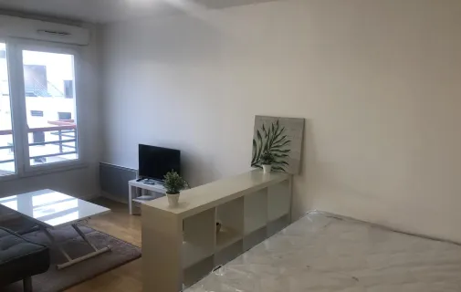 Location Courbevoie Appartement 69c56979b9de