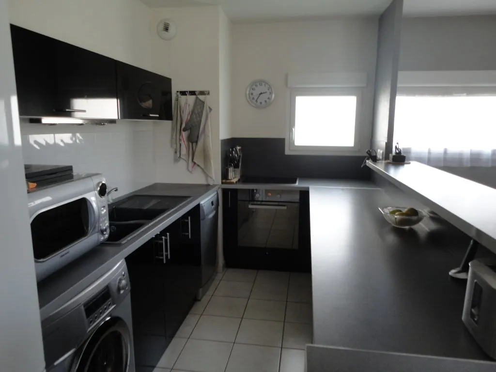 Location Grenoble Appartement 69c836597414