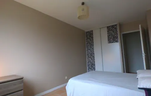 Location La Salvetat-Saint-Gilles Appartement 69c84648ab2d