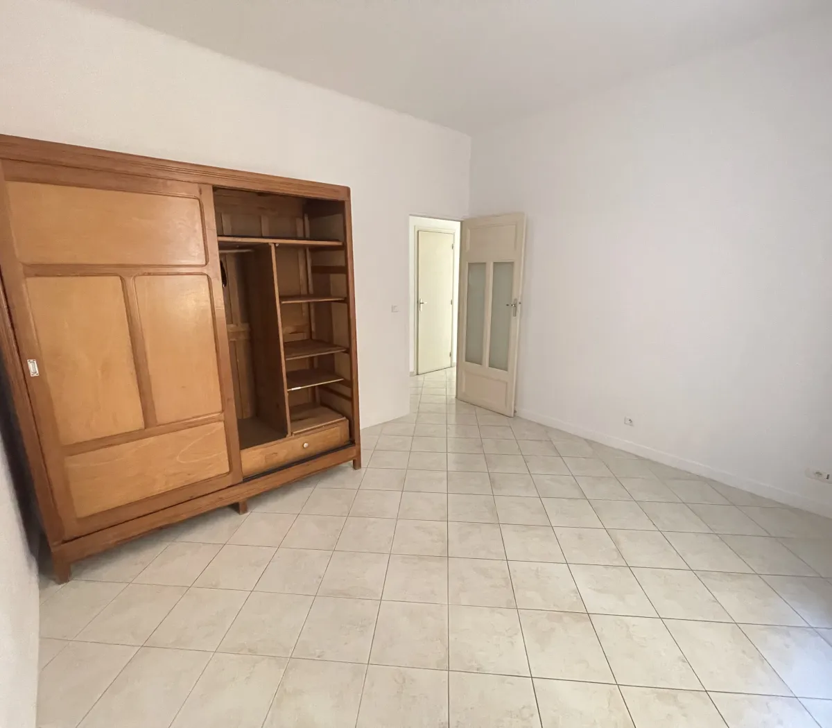 Location Ajaccio Appartement 69c8ee64c123