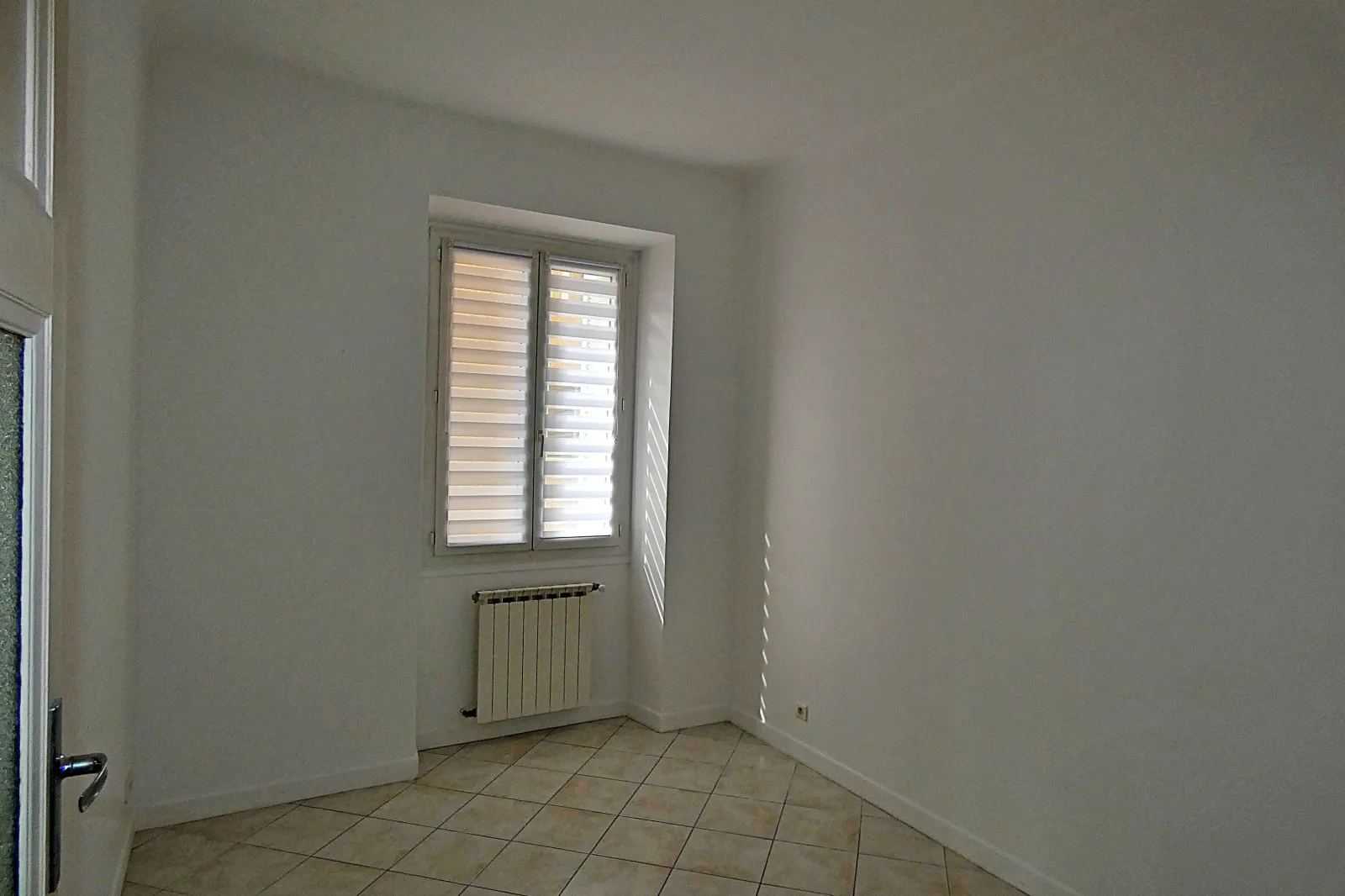 Location Ajaccio Appartement 69c8ee64c123