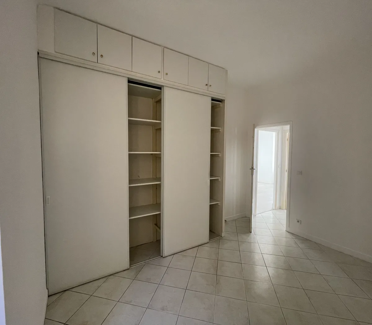 Location Ajaccio Appartement 69c8ee64c123