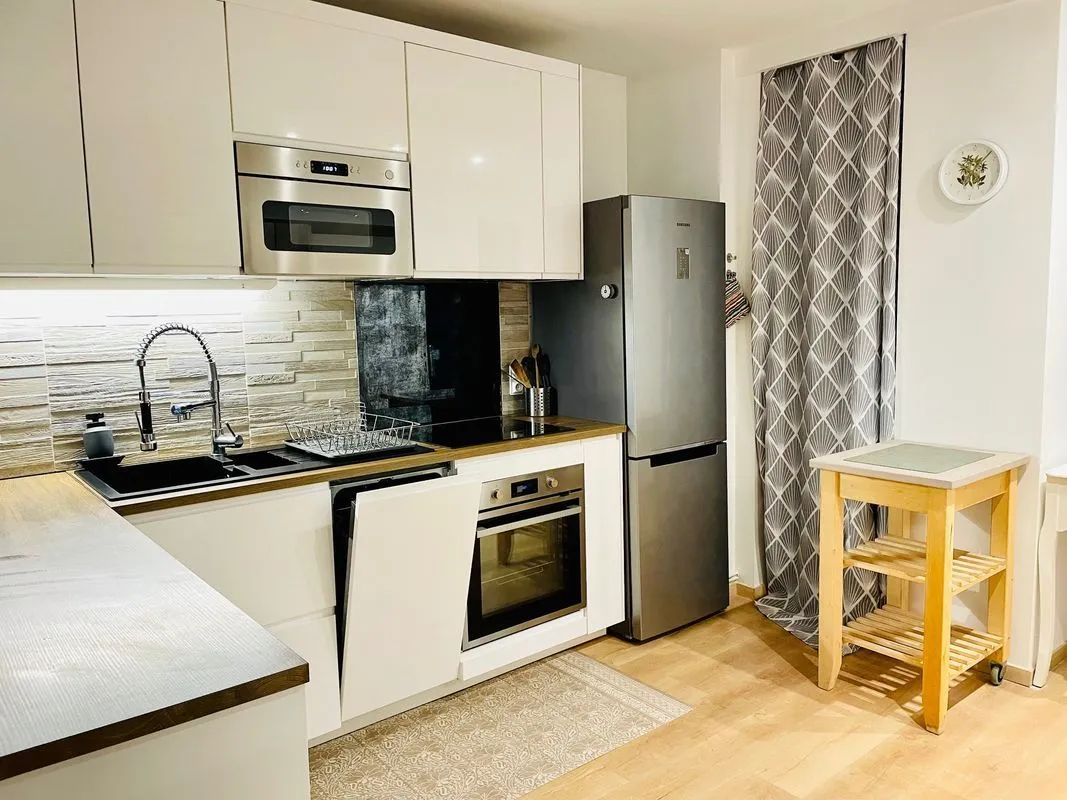 Location Paris Appartement 69c9a891f35c