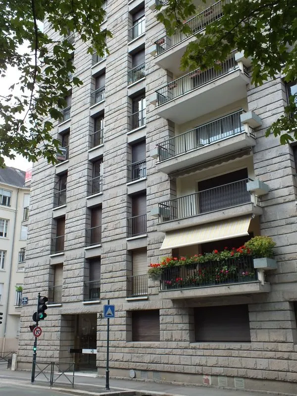 Location Rennes Appartement 69c9aa1ed579