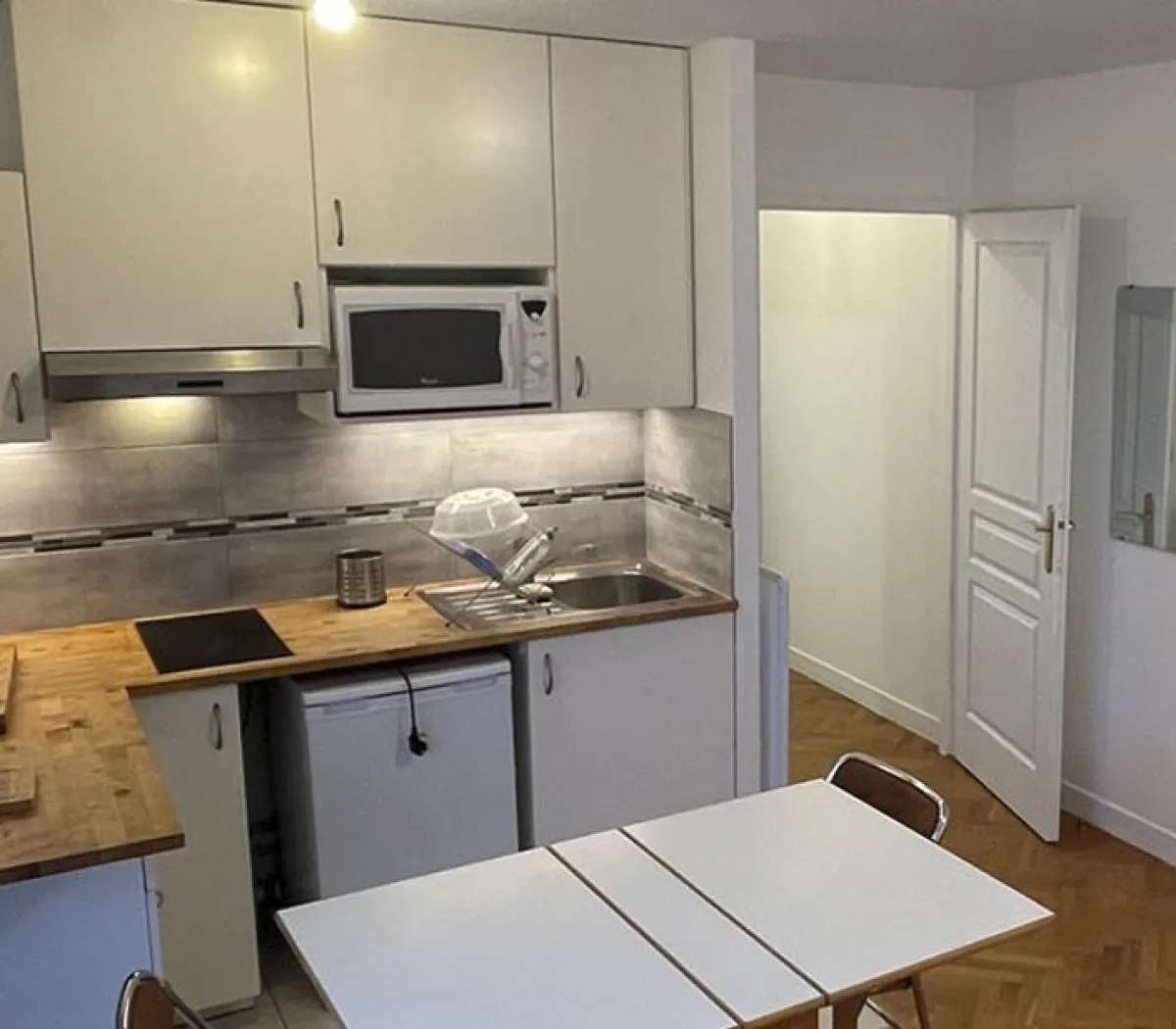 Location Courbevoie Appartement 69c9ac3c4029