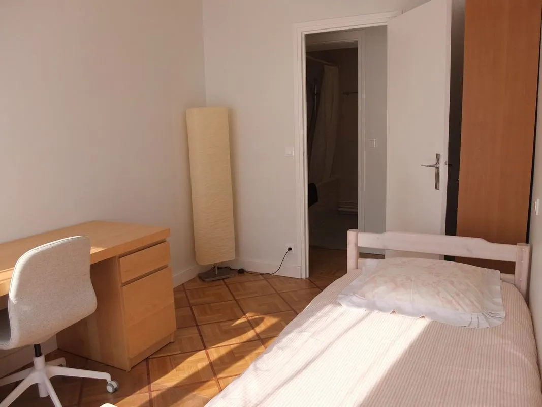 Location Versailles Appartement 69c9ae1c1e00