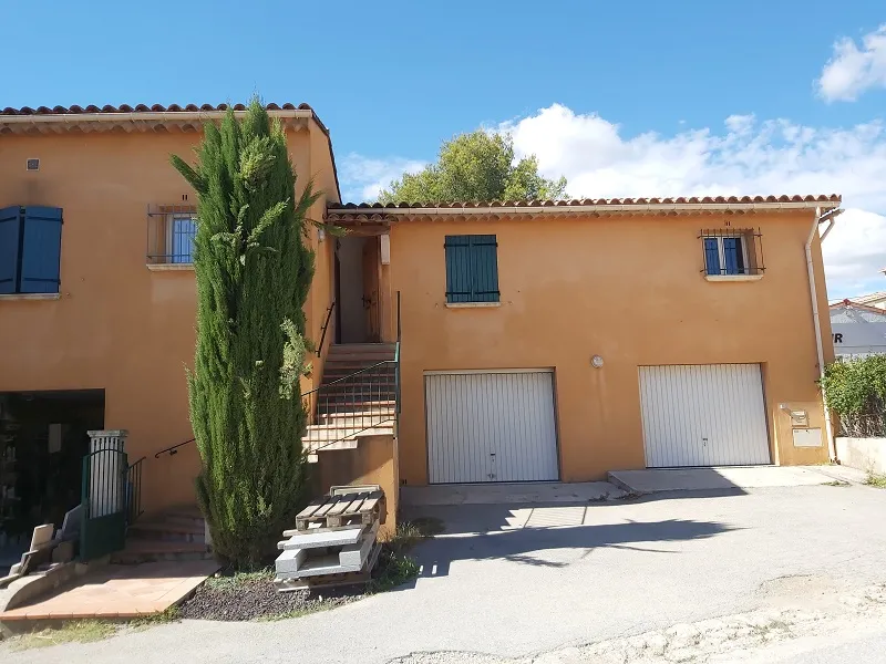 Location Le Beausset Maison 69ca21f36e83