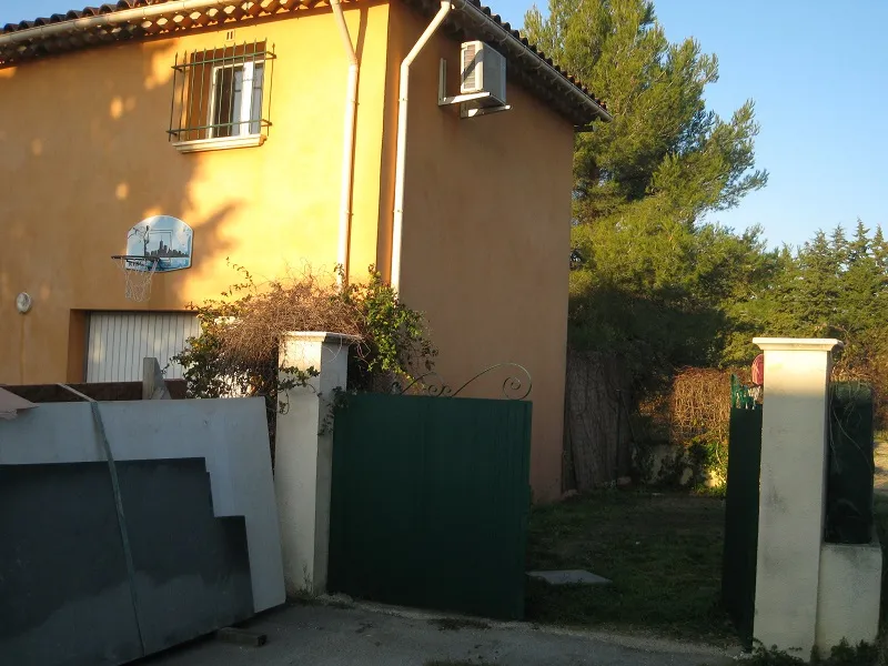 Location Le Beausset Maison 69ca21f36e83