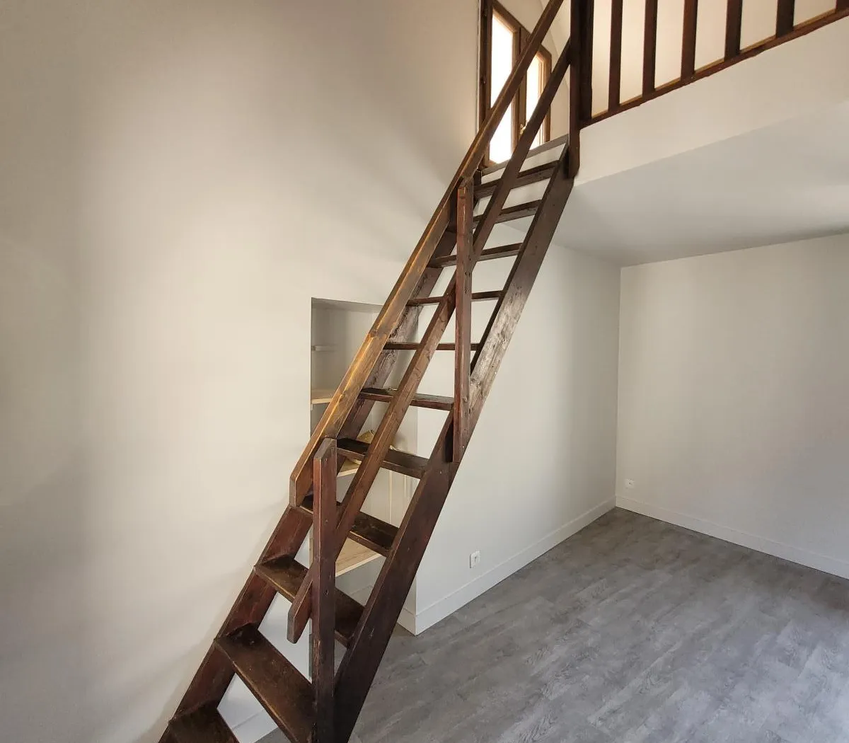 Location Auvers-sur-Oise Appartement 69caac98e759