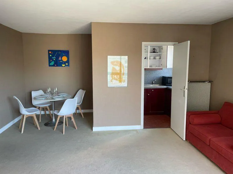 Location Paris Appartement 69cb9337c4c5