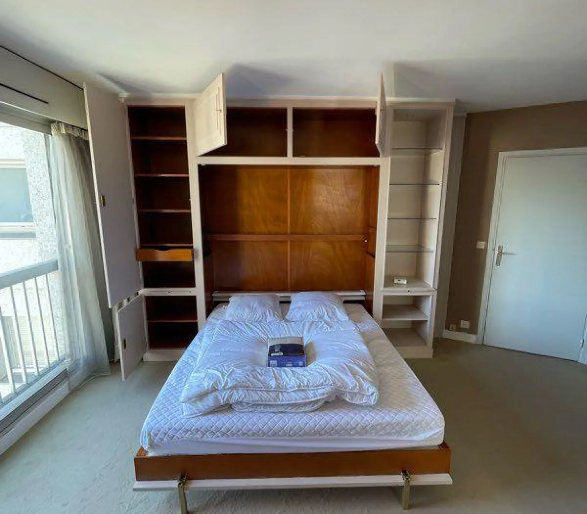 Location Paris Appartement 69cb9337c4c5