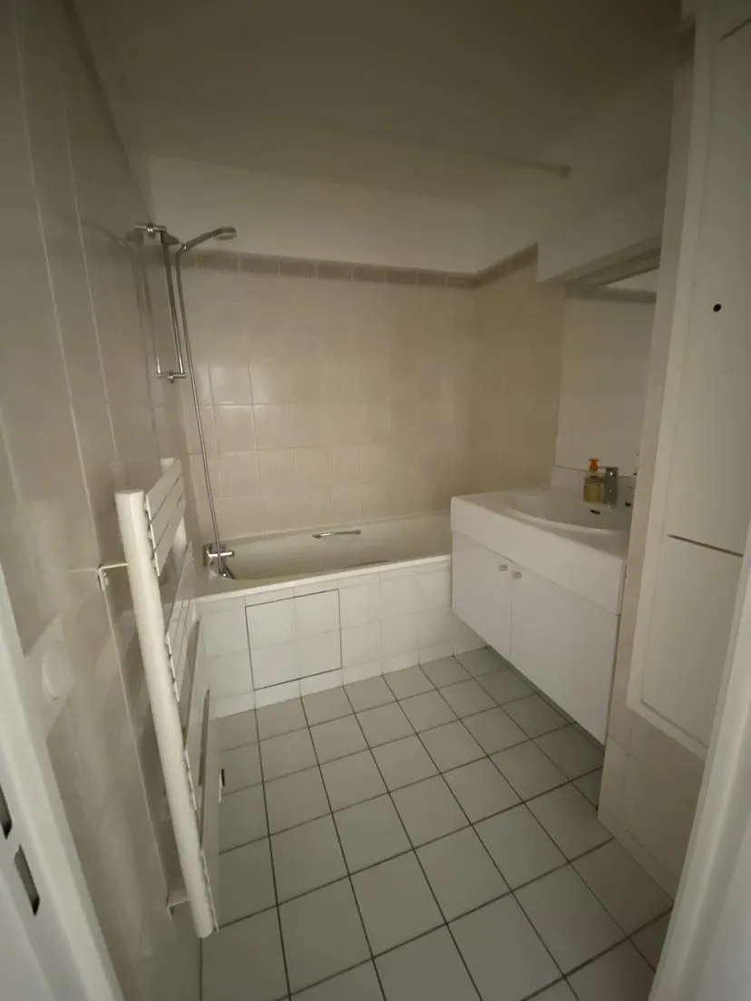 Location Paris Appartement 69ce8d104dbe