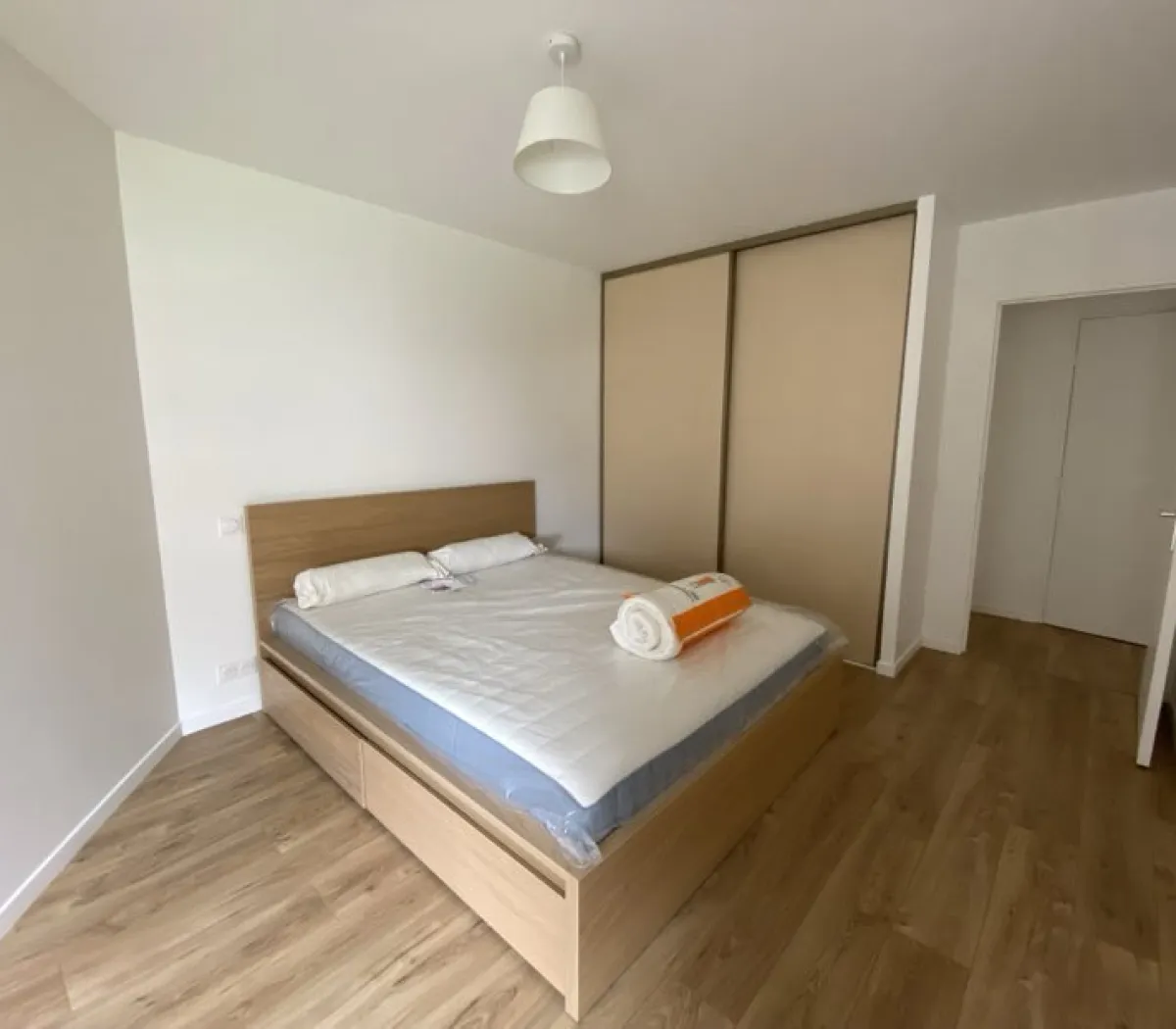 Location Paris Appartement 69ce8d104dbe