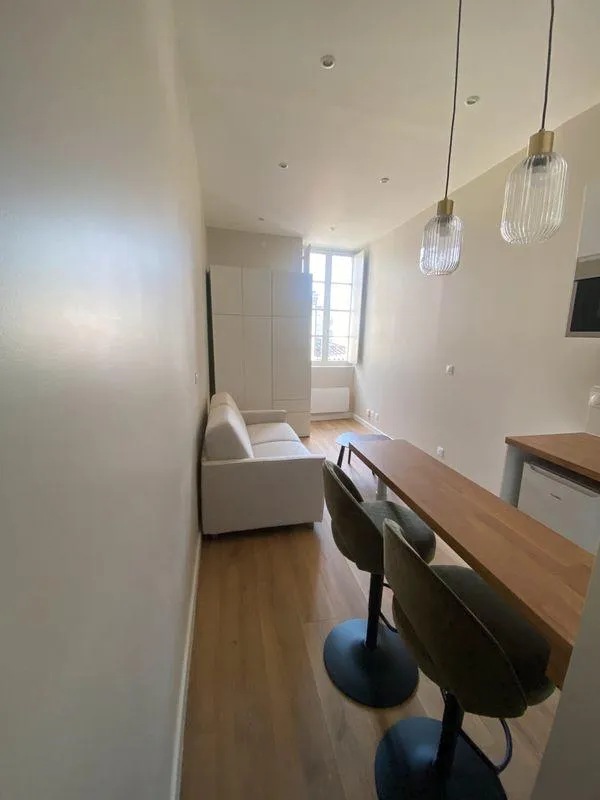 Location Bordeaux Appartement 69cf86829a08