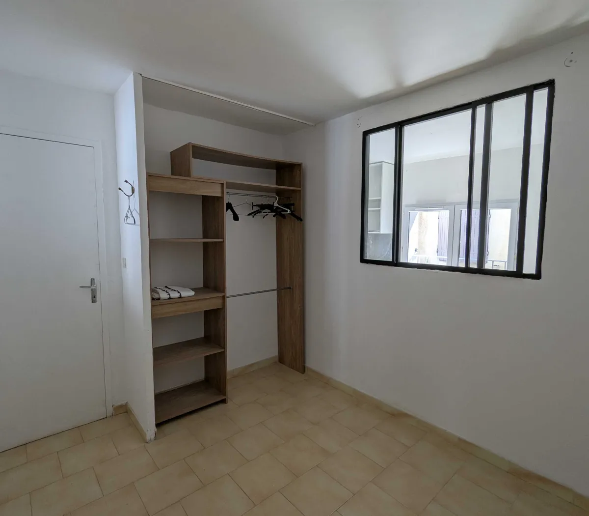 Location L'Isle-sur-la-Sorgue Appartement 69cf8e354d82