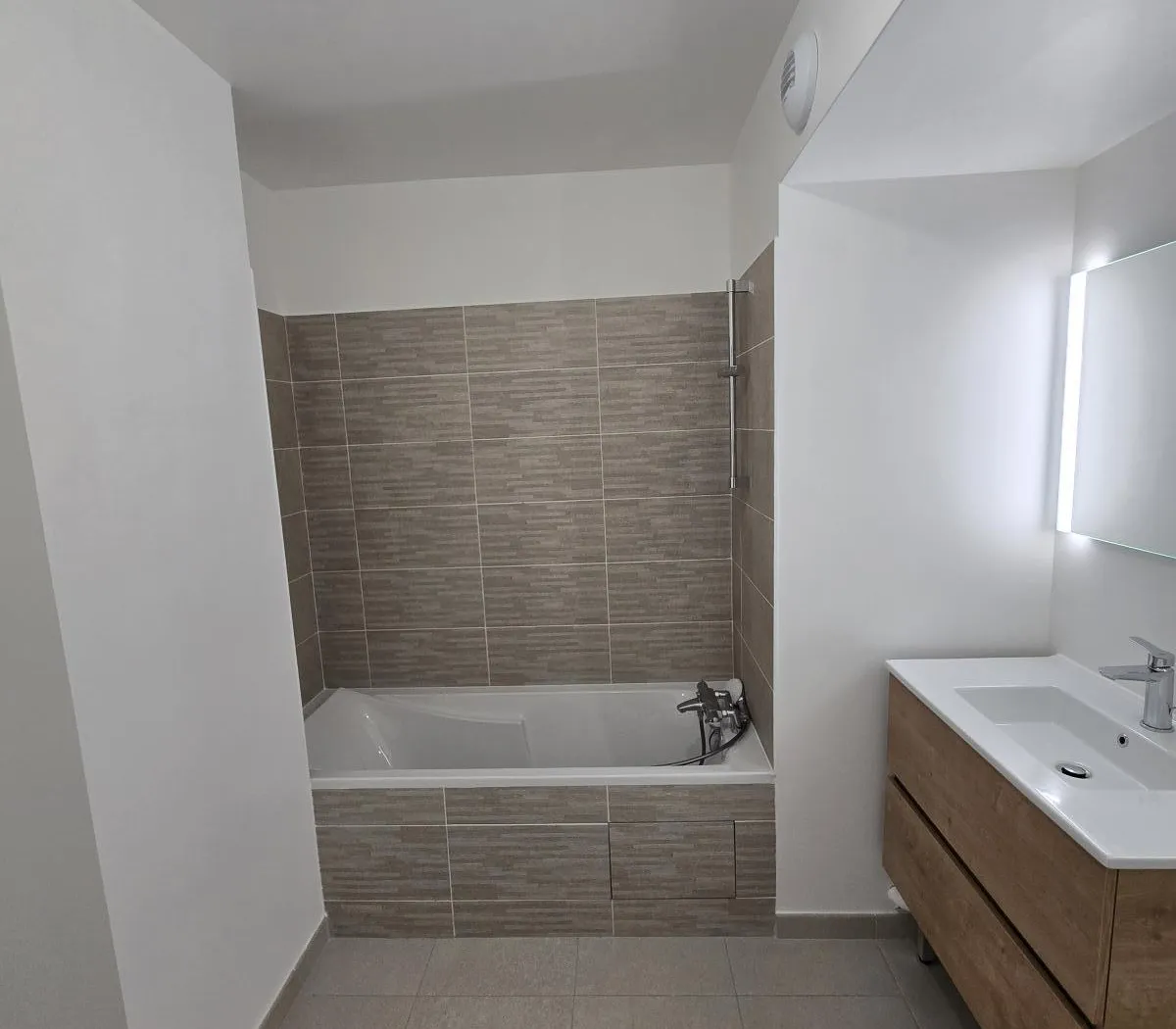 Location Châtenay-Malabry Appartement 69d17513668b