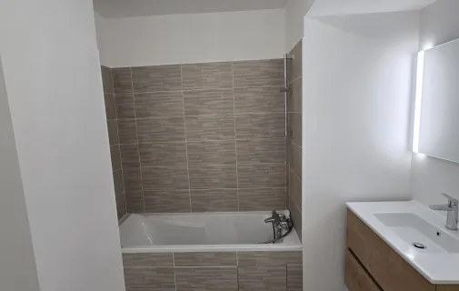 Location Châtenay-Malabry Appartement 69d17513668b