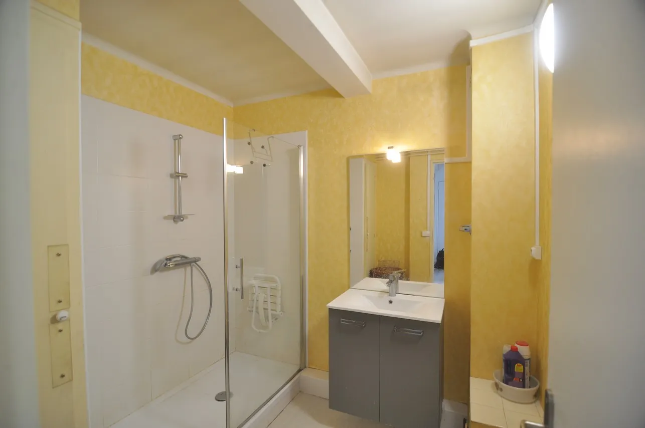 Location Tours Chambre 69d27dc3d5ba