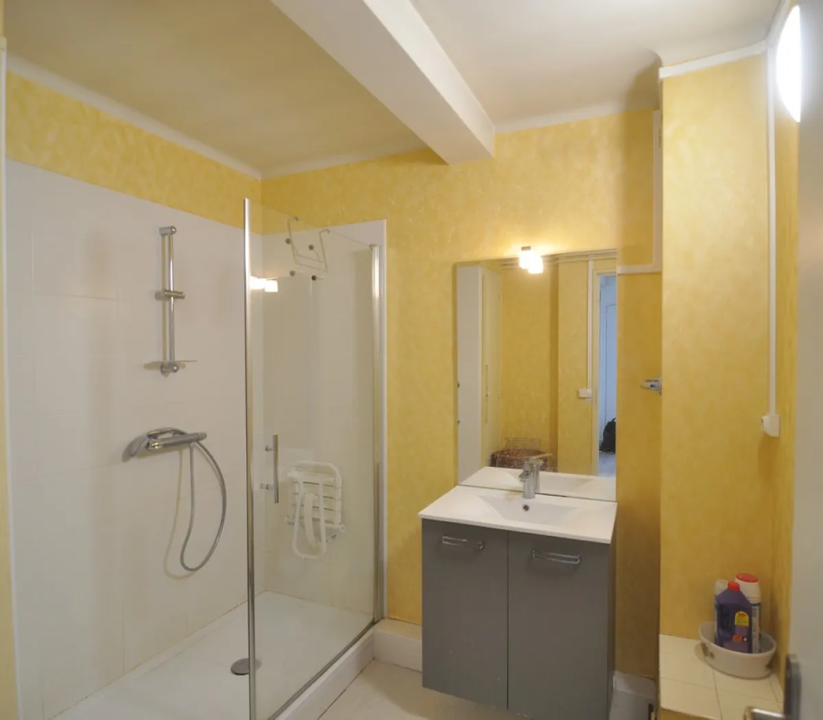 Location Tours Chambre 69d27dc3d5ba