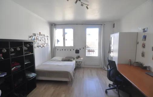 Location Tours Chambre 69d27f4147e0