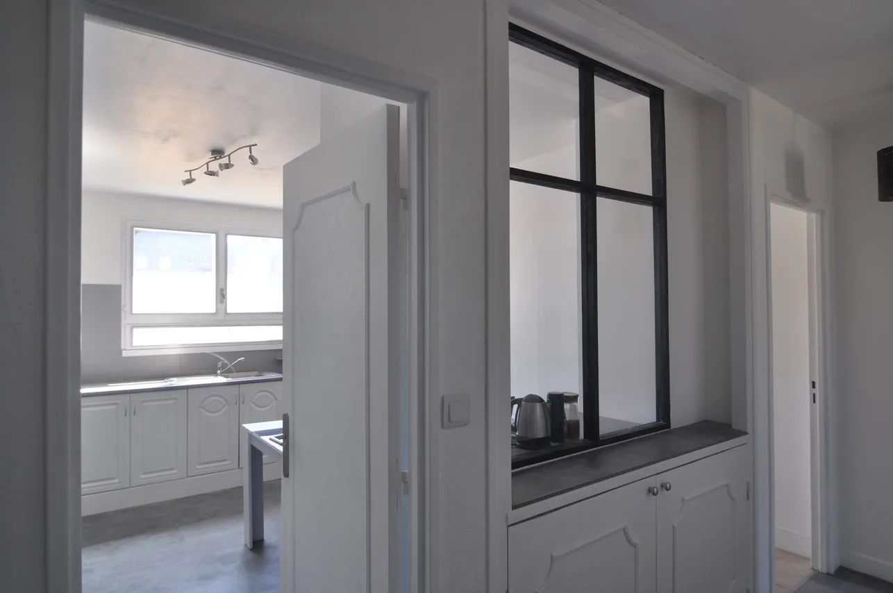 Location Tours Chambre 69d27f4147e0